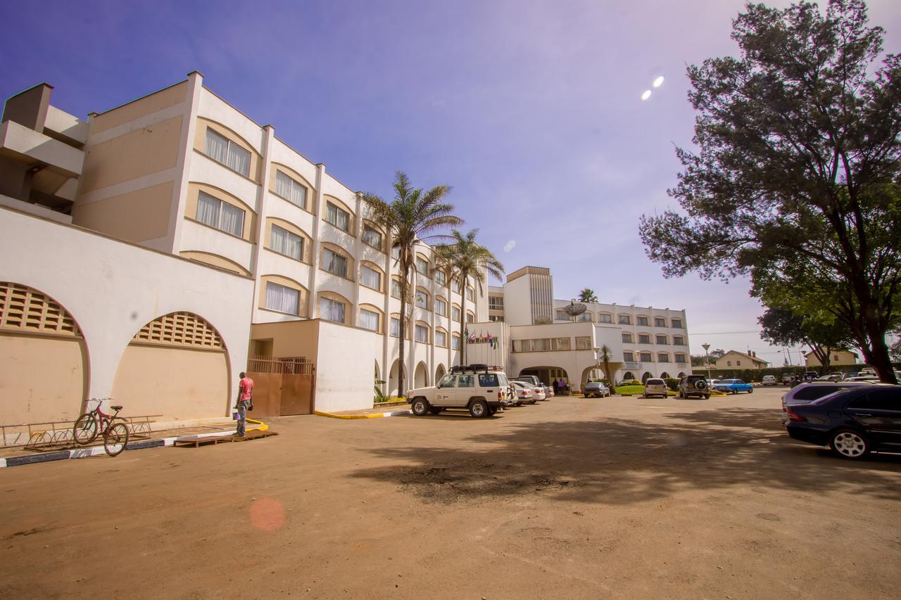 Sirikwa Hotel Eldoret Buitenkant foto