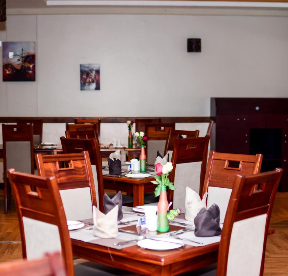 Sirikwa Hotel Eldoret Buitenkant foto